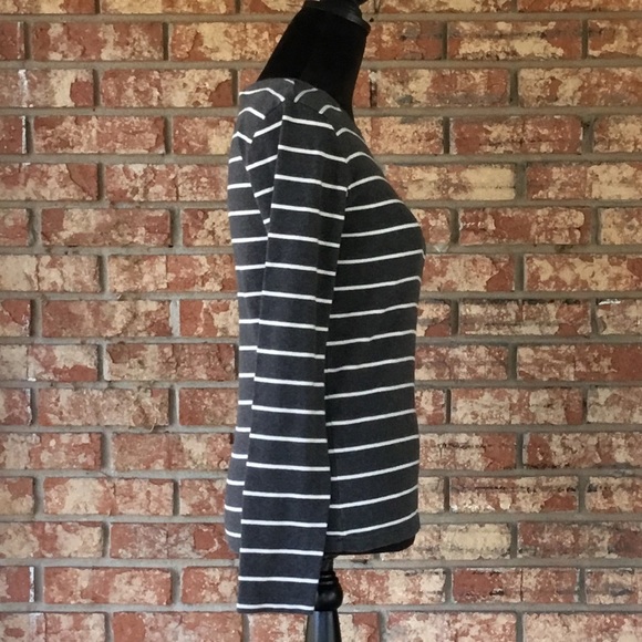 RALPH Lauren Sport Pullover Shirt - Picture 2 of 6